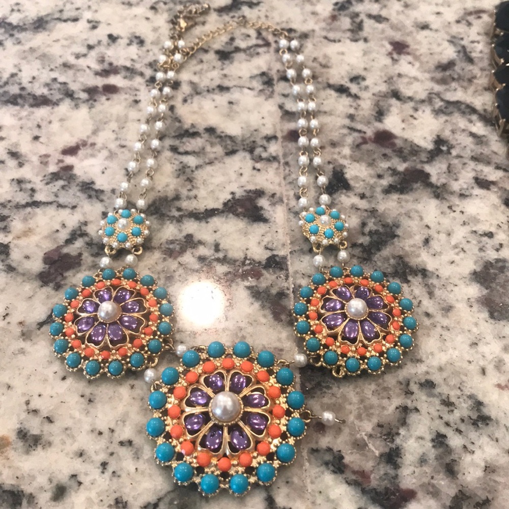 Boutique necklace